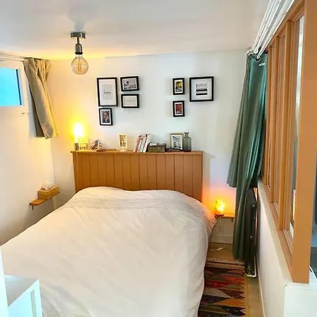 La De La Maison Jaune *